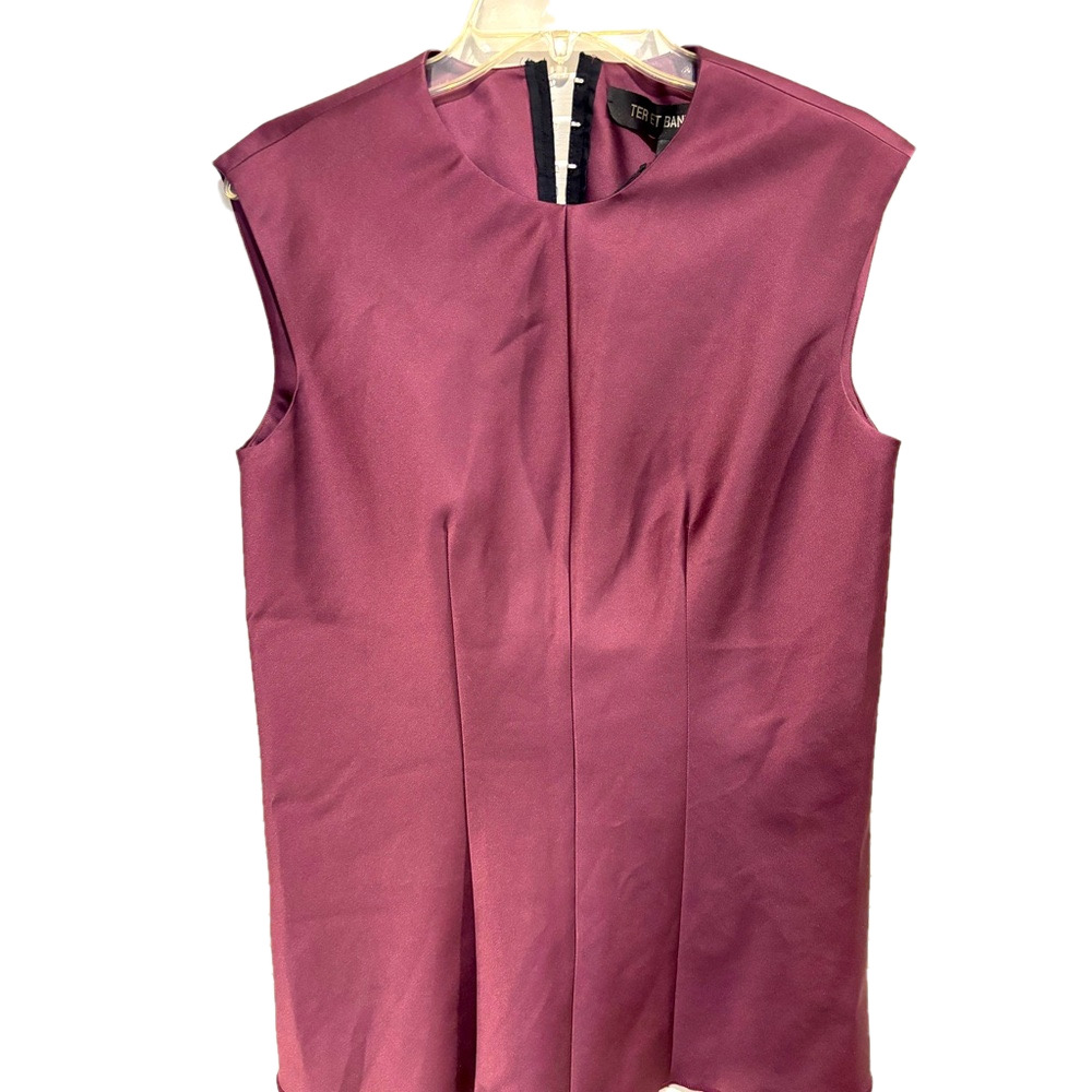 Ter Et Bantine Plum Burgundy Satin Sleeveless Fitted Blouse Size 42 NWT